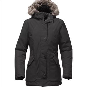 North Face Women’s Mauna Kea Parka